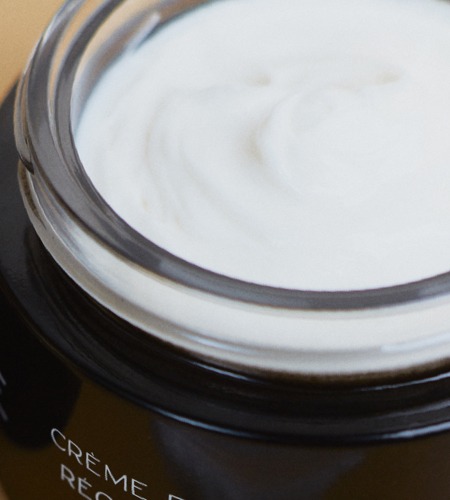 Regenerating night face cream