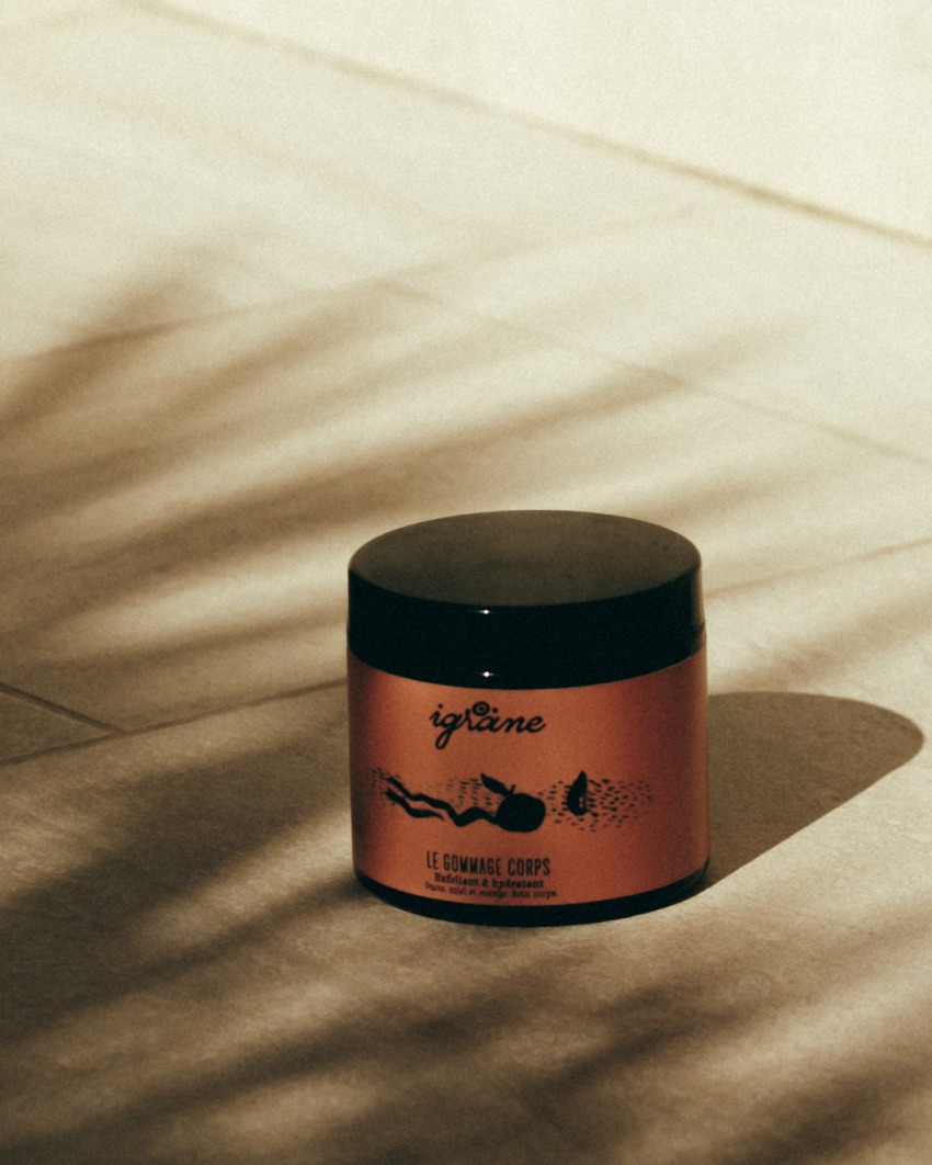 Exfoliating Scrub Exfoliating & Nourishing