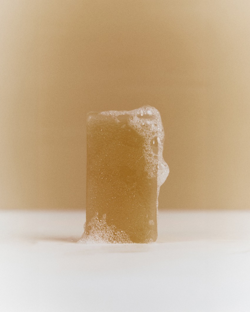 Le Savon Nettoyant